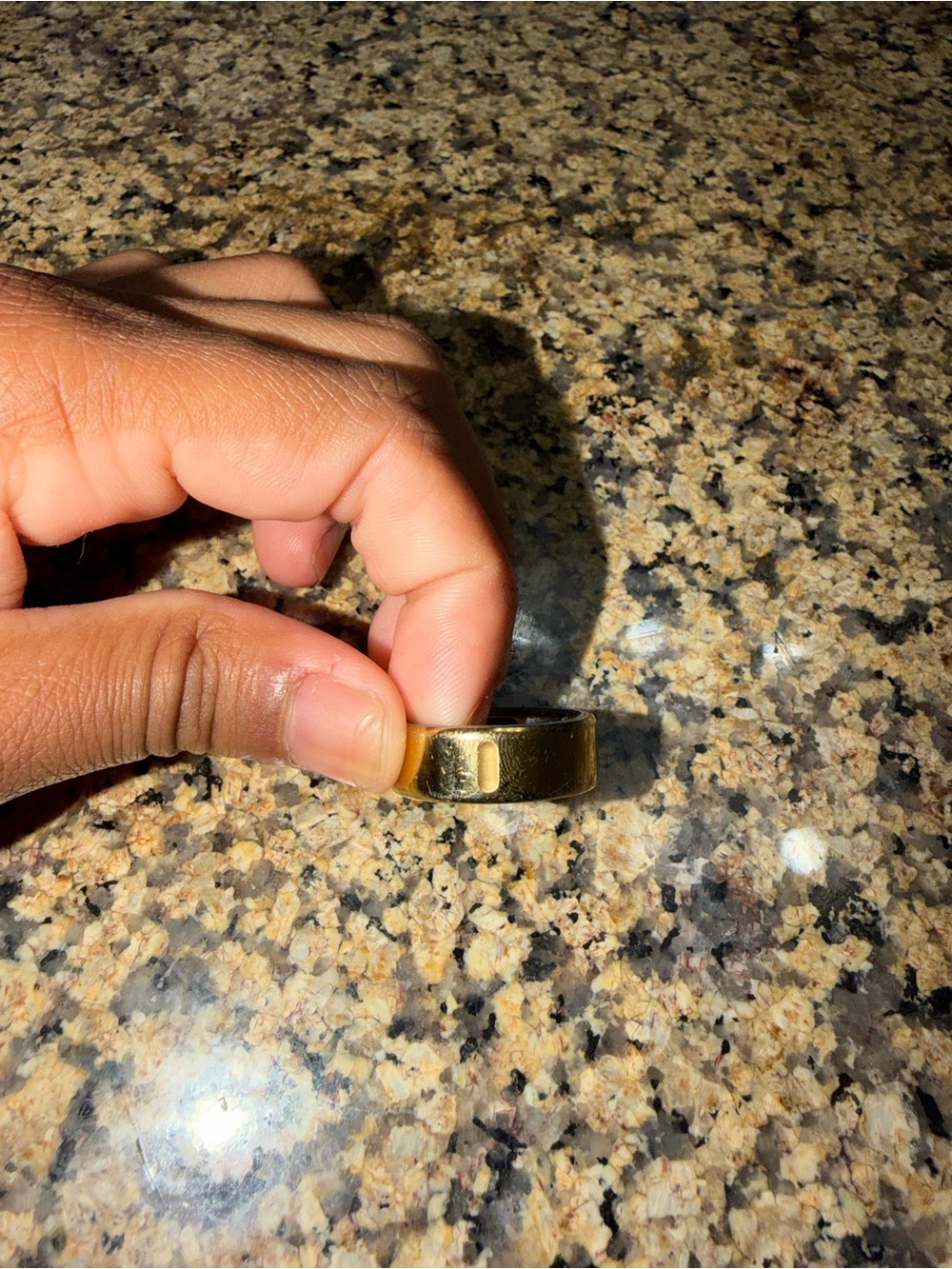 Gold Oura ring Gen 4